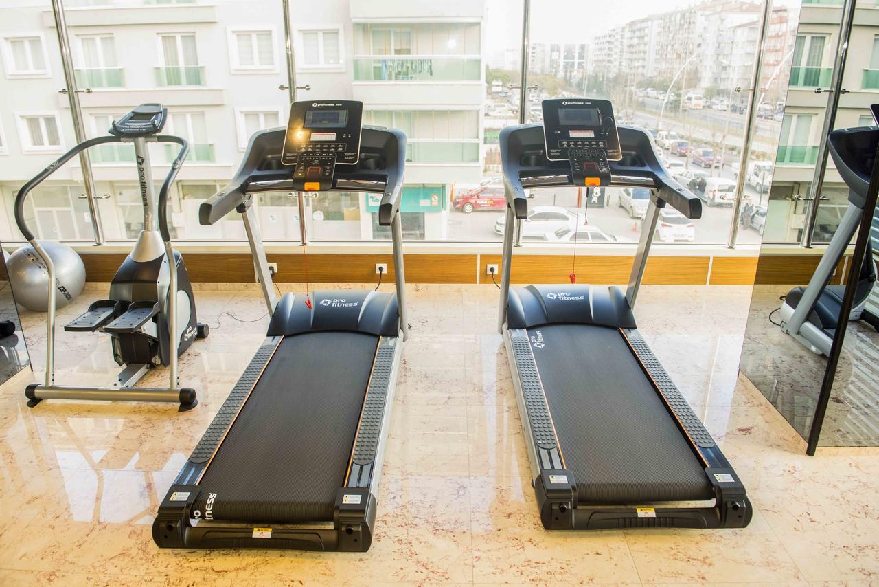Ozgobek Ronesans Hotel De Luxe ウシャク エクステリア 写真